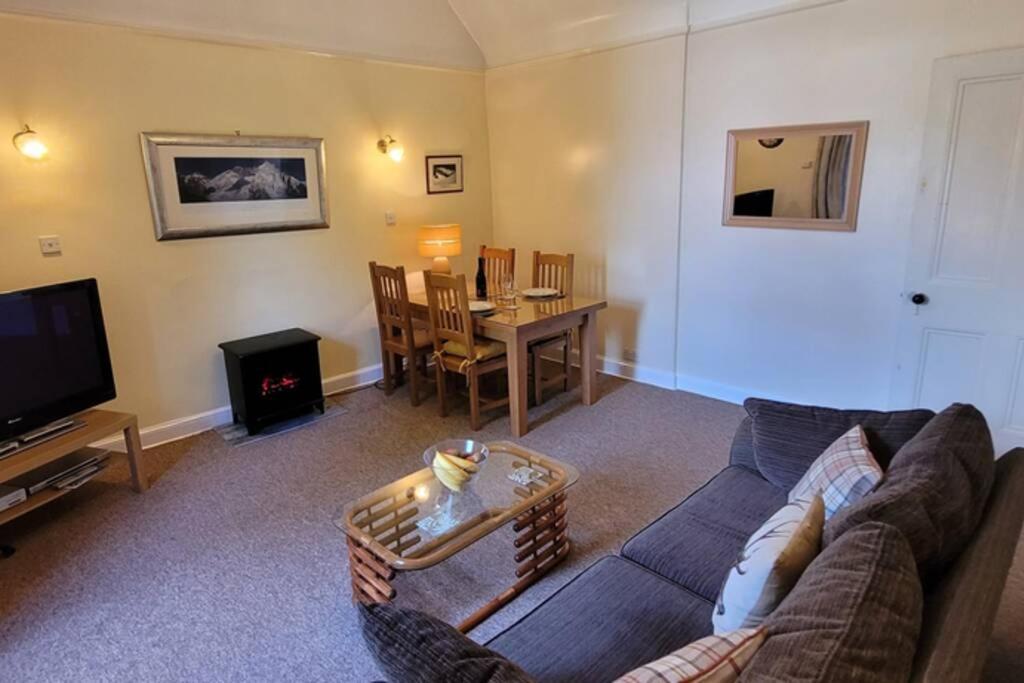 Pitlochry North Wing Apartment - Very Central Exterior foto